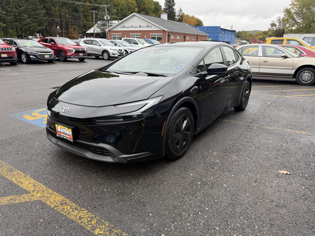 Toyota Prius LE 2026