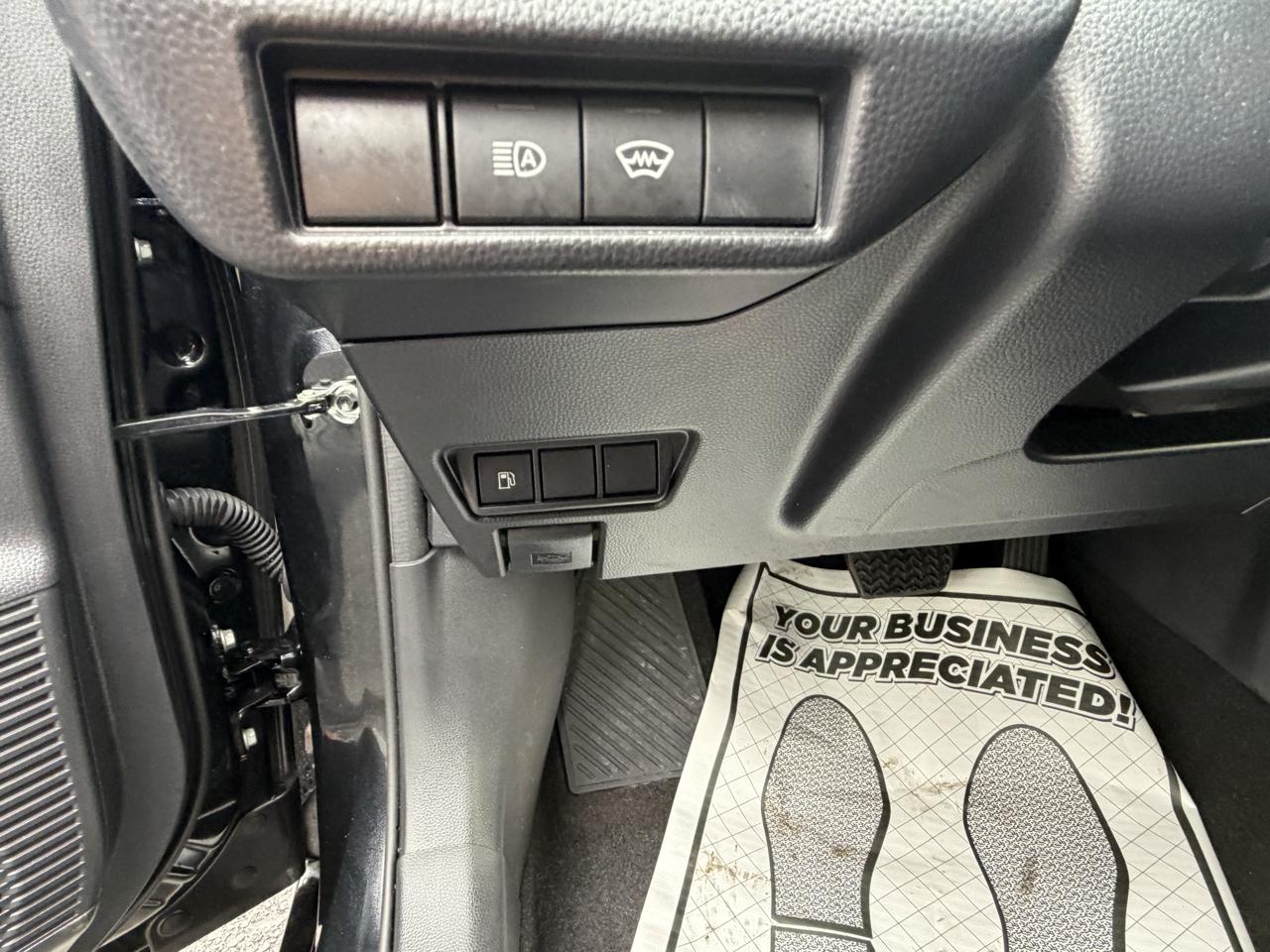 Toyota Prius LE 2026