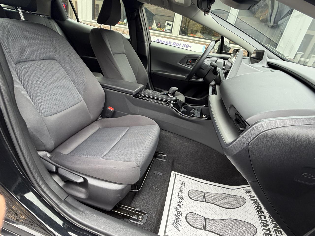 Toyota Prius LE 2026