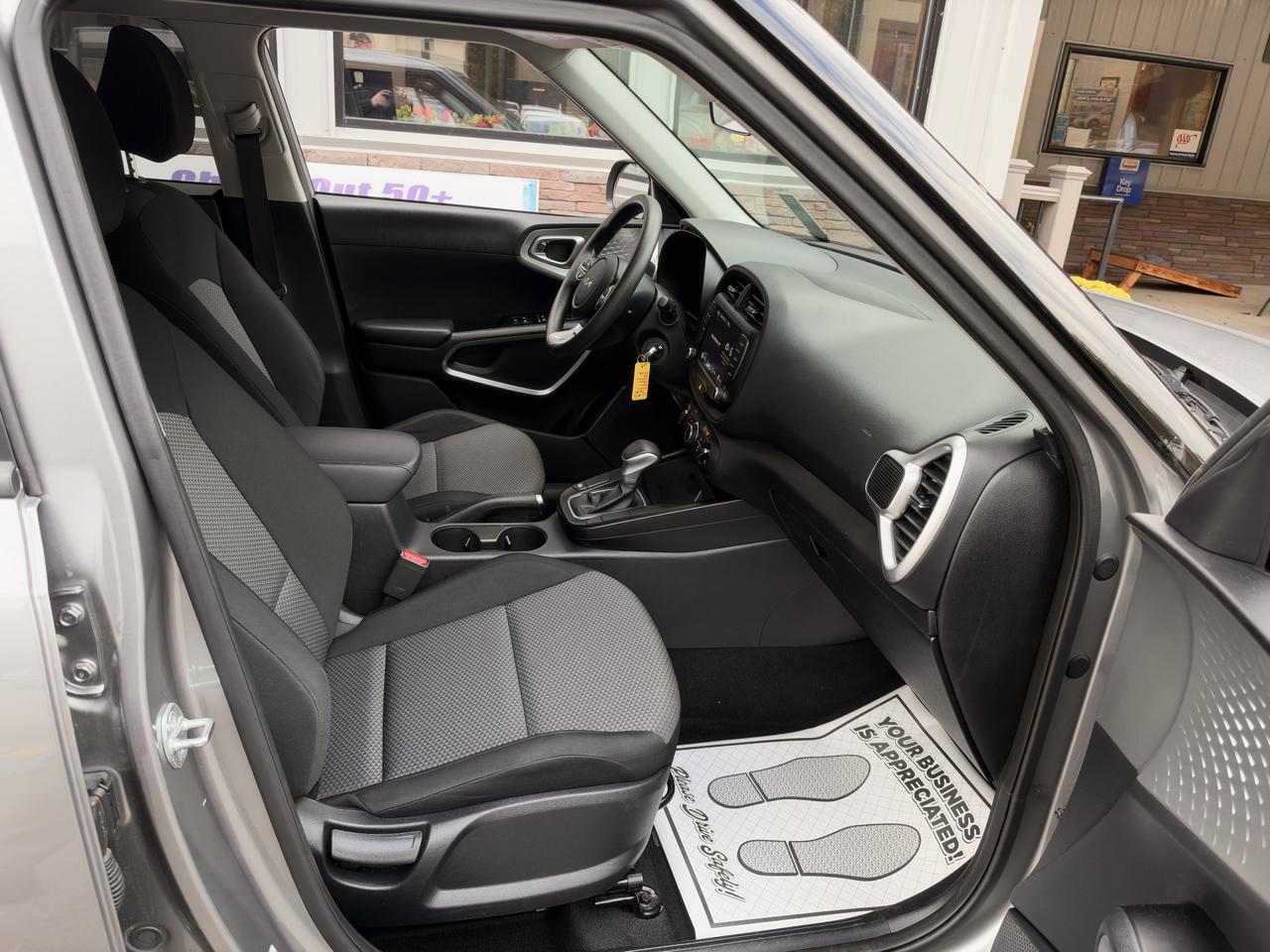 Kia Soul LX CVT 2024