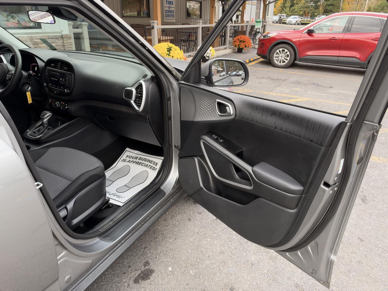 Kia Soul LX CVT 2024