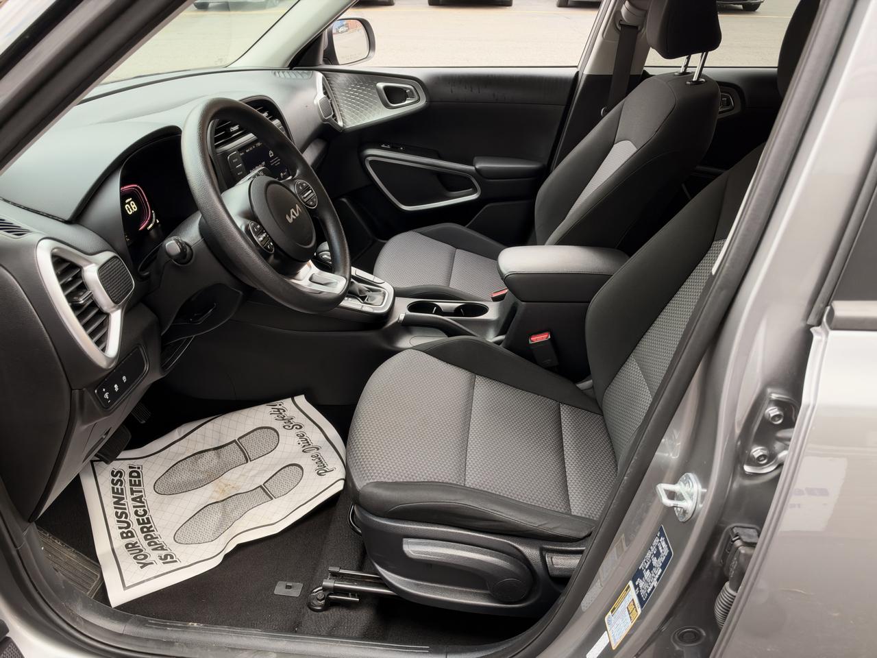 Kia Soul LX CVT 2024
