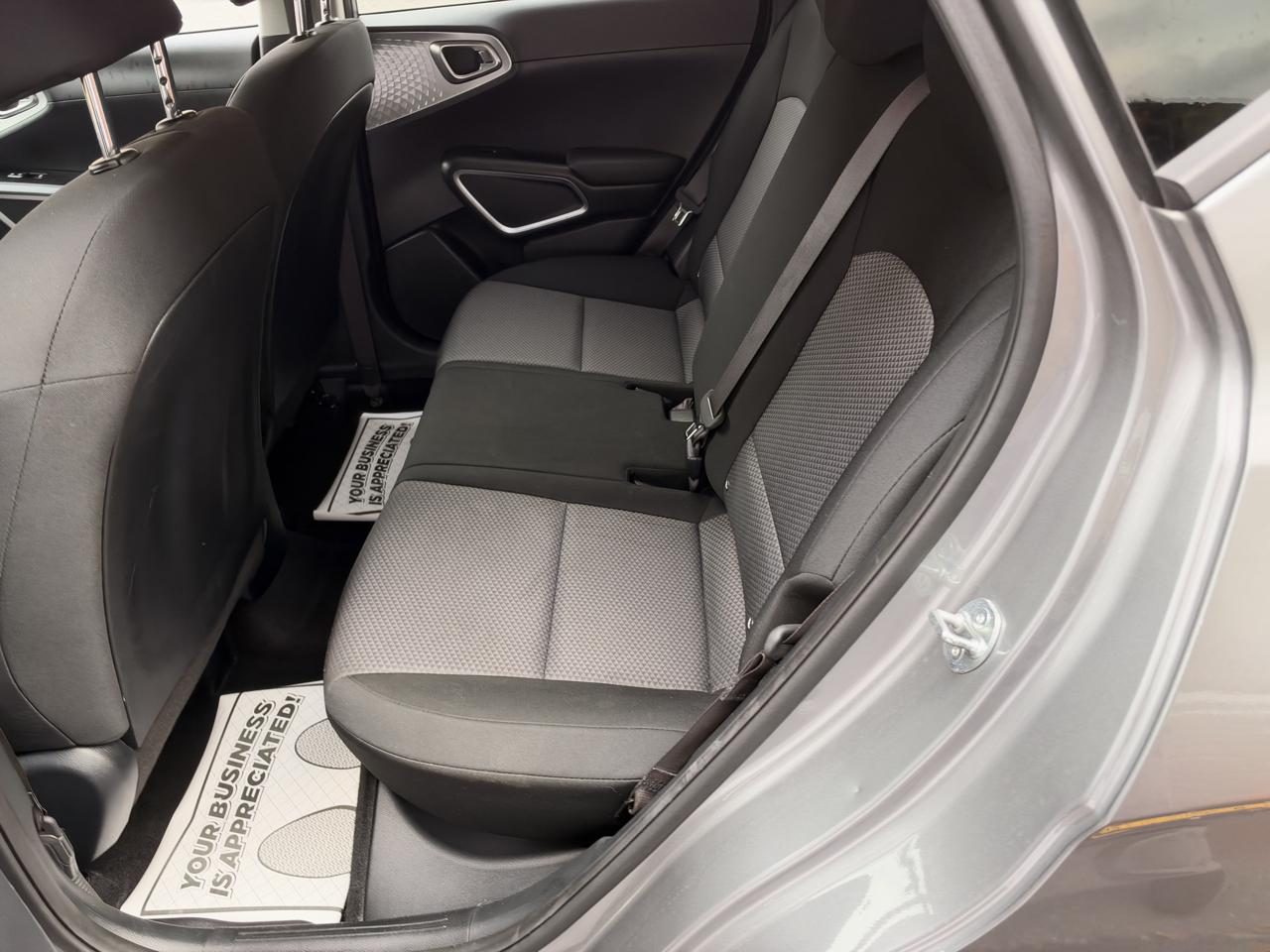 Kia Soul LX CVT 2024