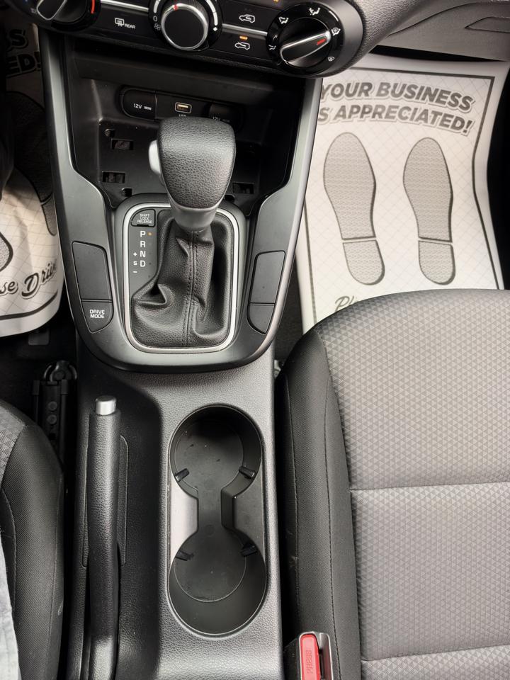 Kia Soul LX CVT 2024