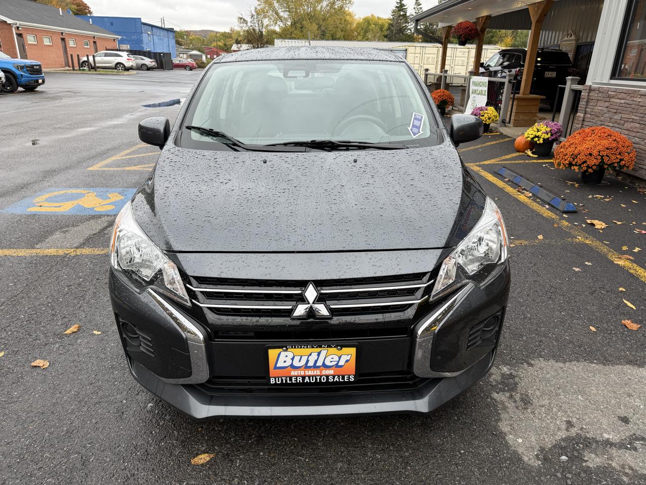 Mitsubishi Mirage ES CVT 2024