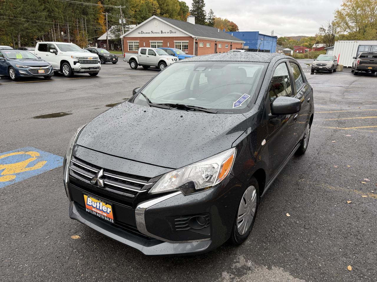 Mitsubishi Mirage ES CVT 2024