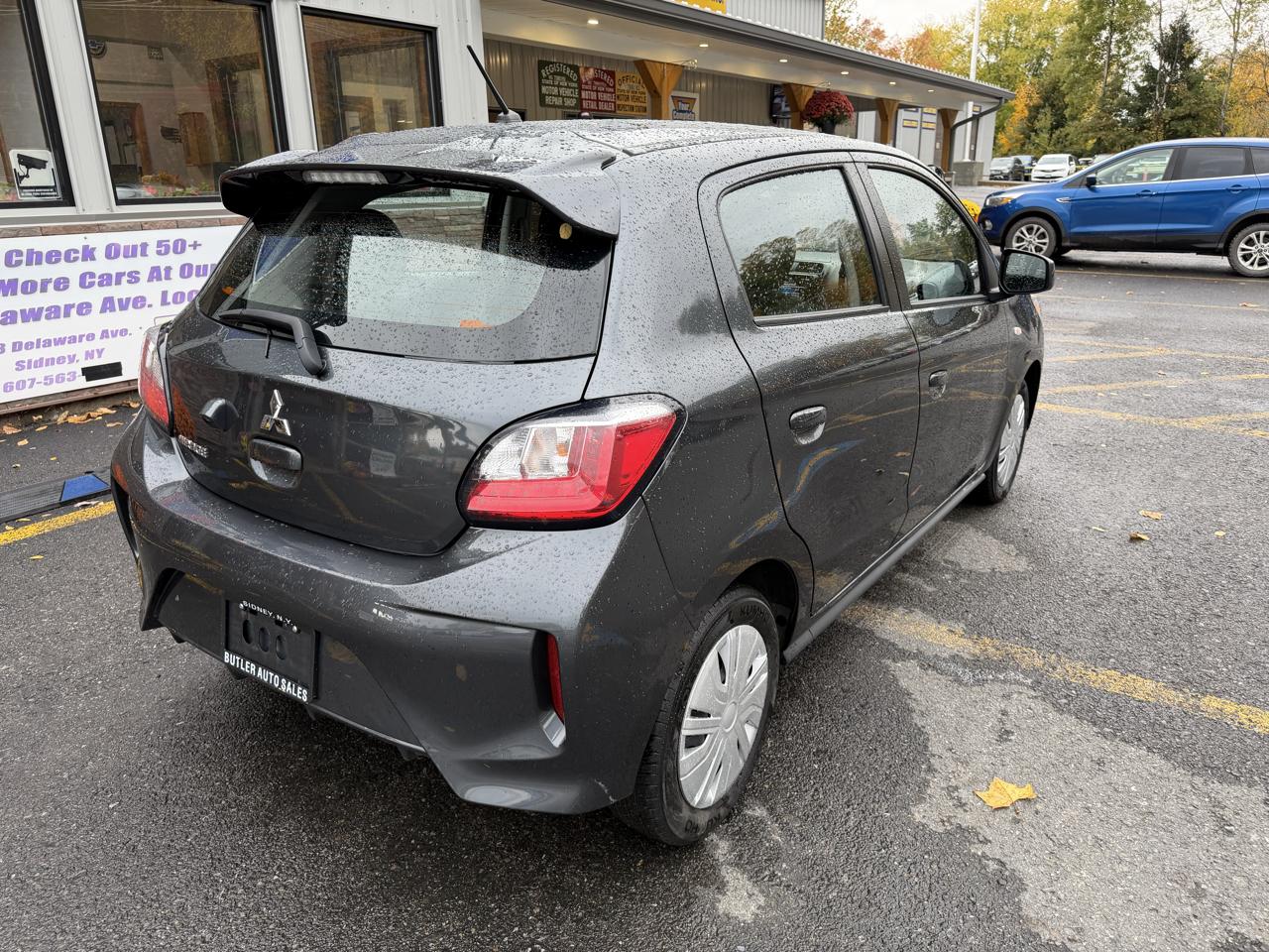Mitsubishi Mirage ES CVT 2024