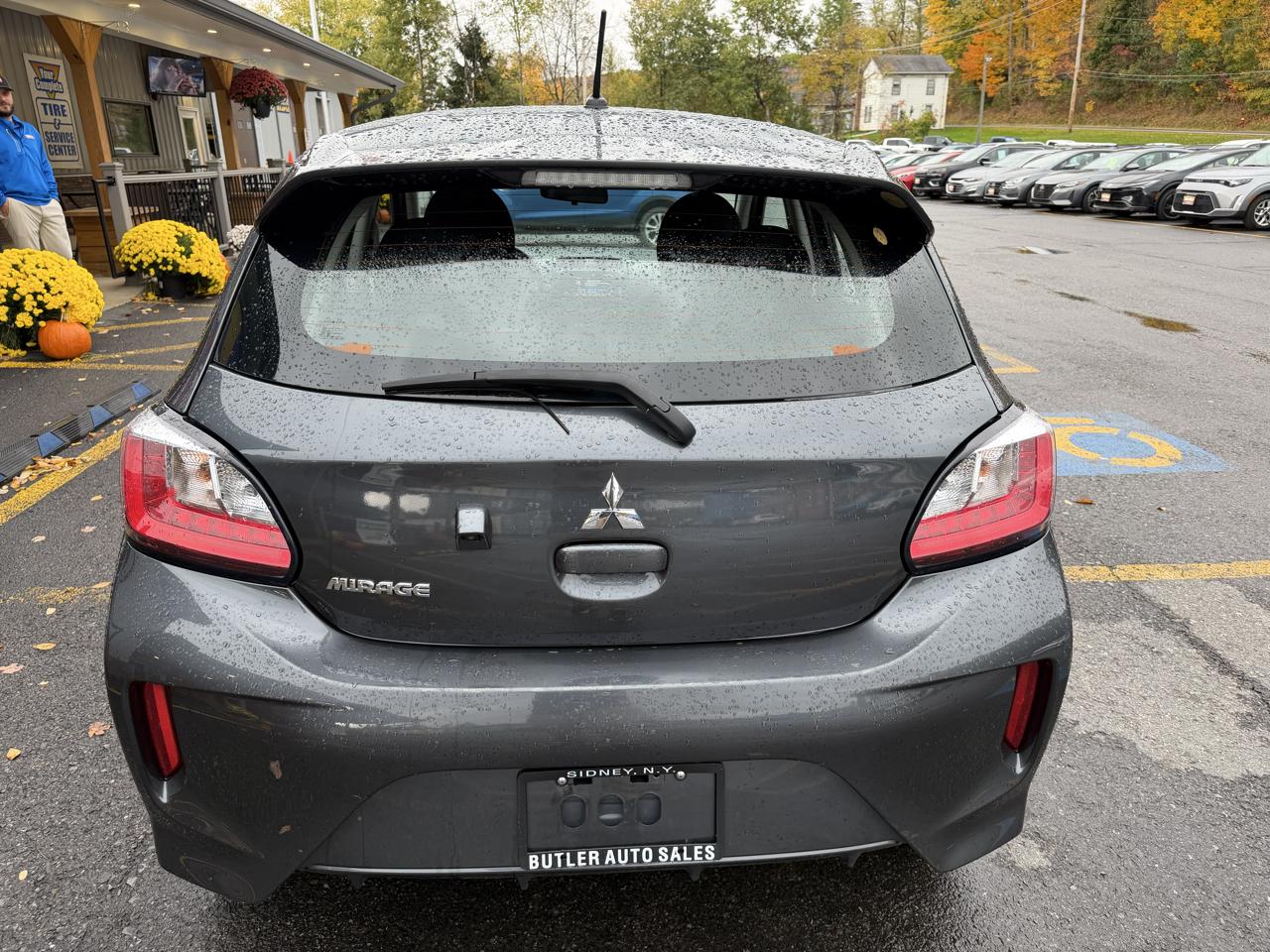 Mitsubishi Mirage ES CVT 2024