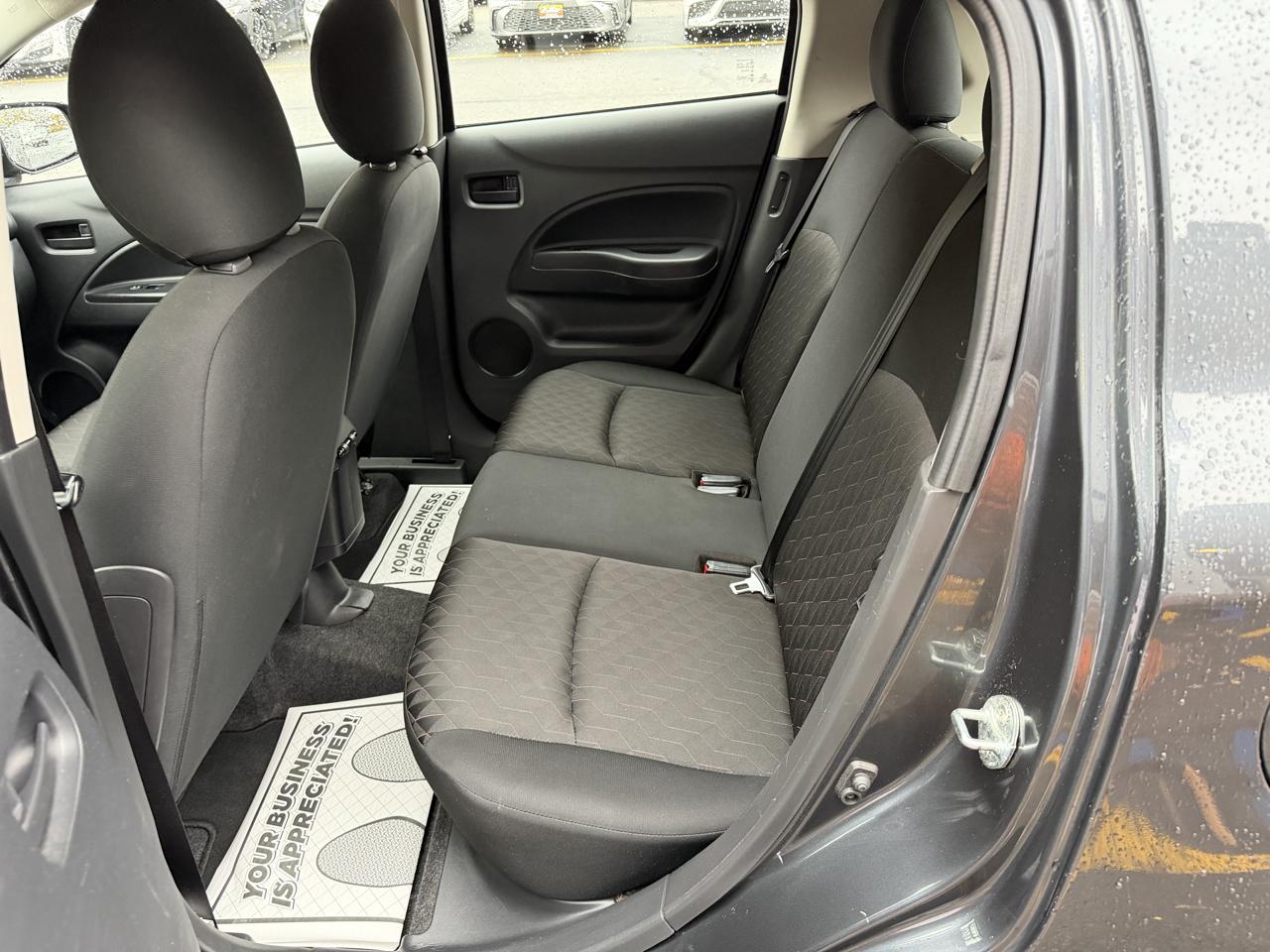 Mitsubishi Mirage ES CVT 2024