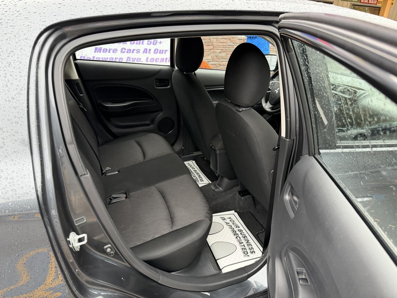 Mitsubishi Mirage ES CVT 2024