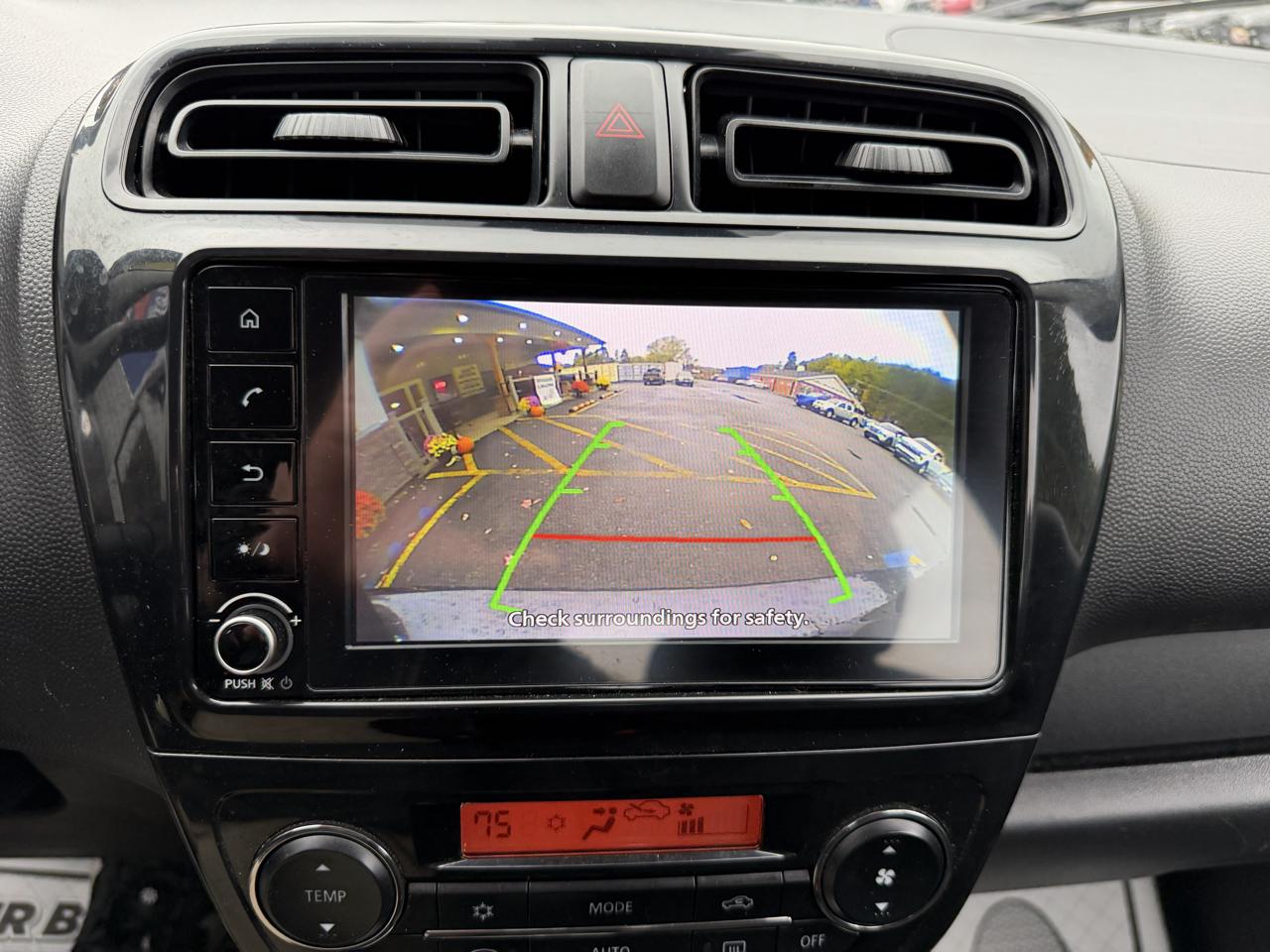 Mitsubishi Mirage ES CVT 2024