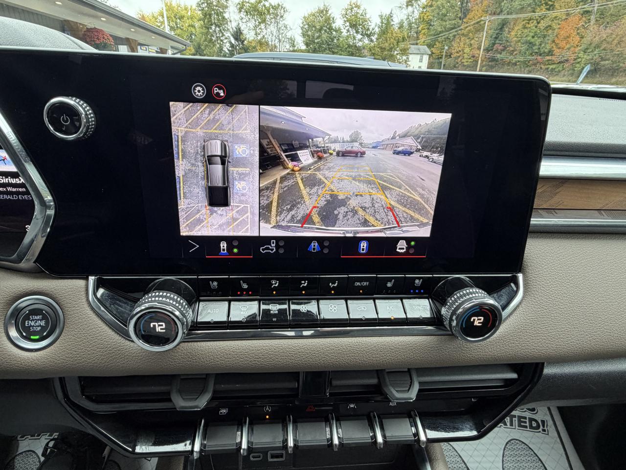 GMC Canyon Denali Crew Cab 4WD 2025