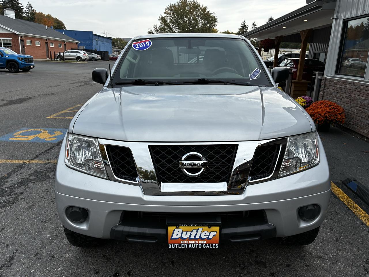 Nissan Frontier SL Crew Cab 5AT 4WD 2019