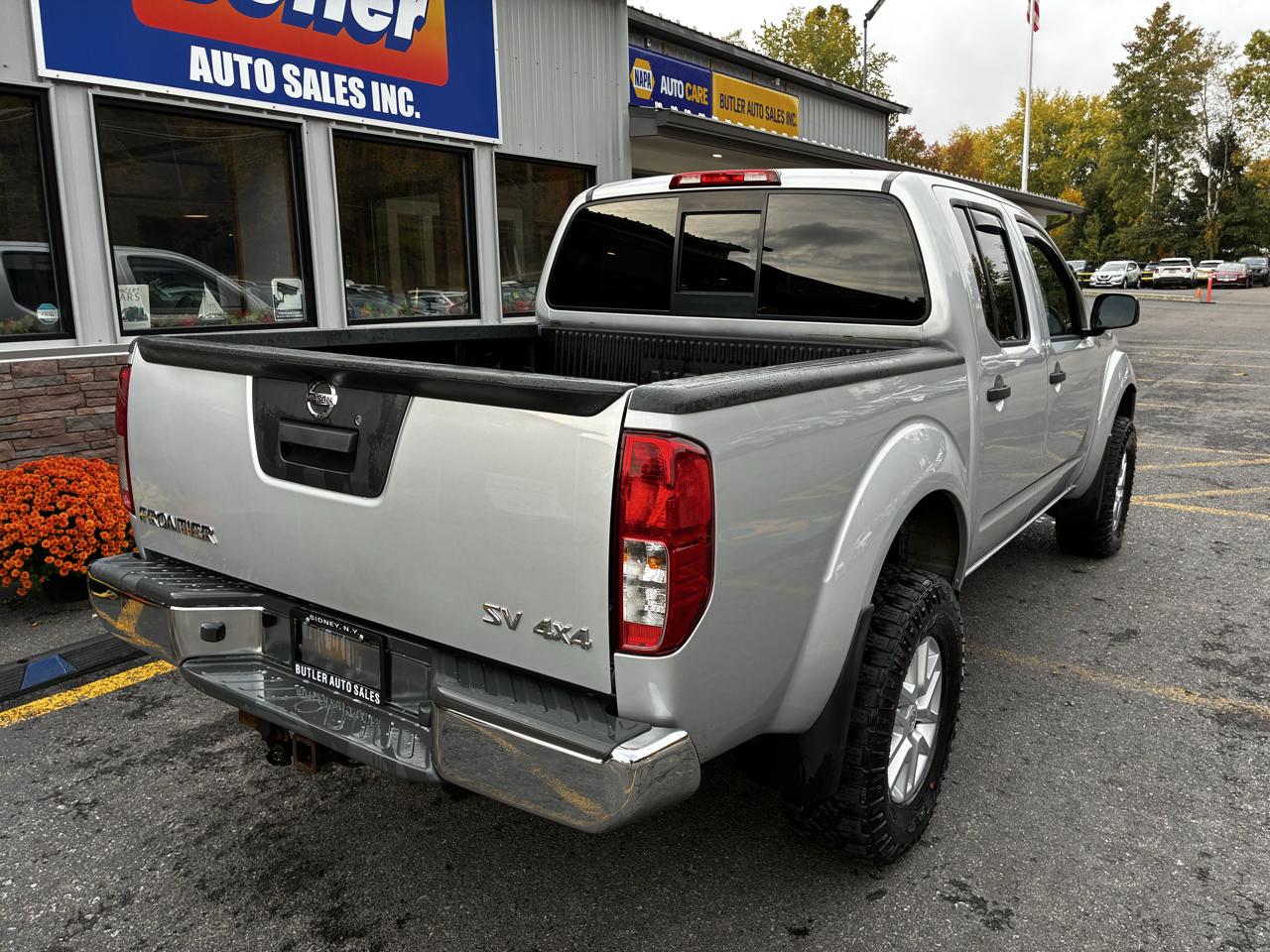 Nissan Frontier SL Crew Cab 5AT 4WD 2019