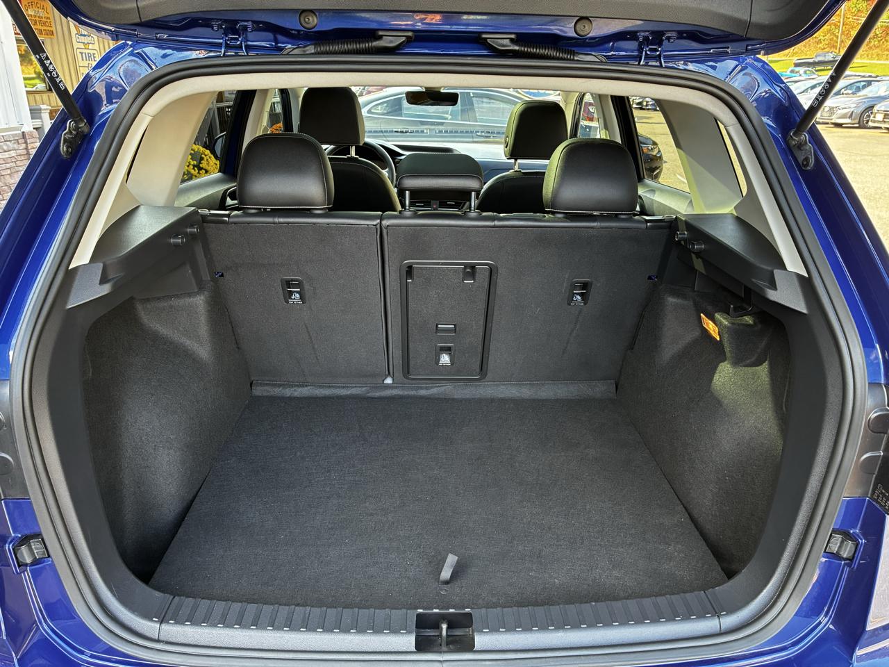 Volkswagen Taos SEL 4MOTION 2023
