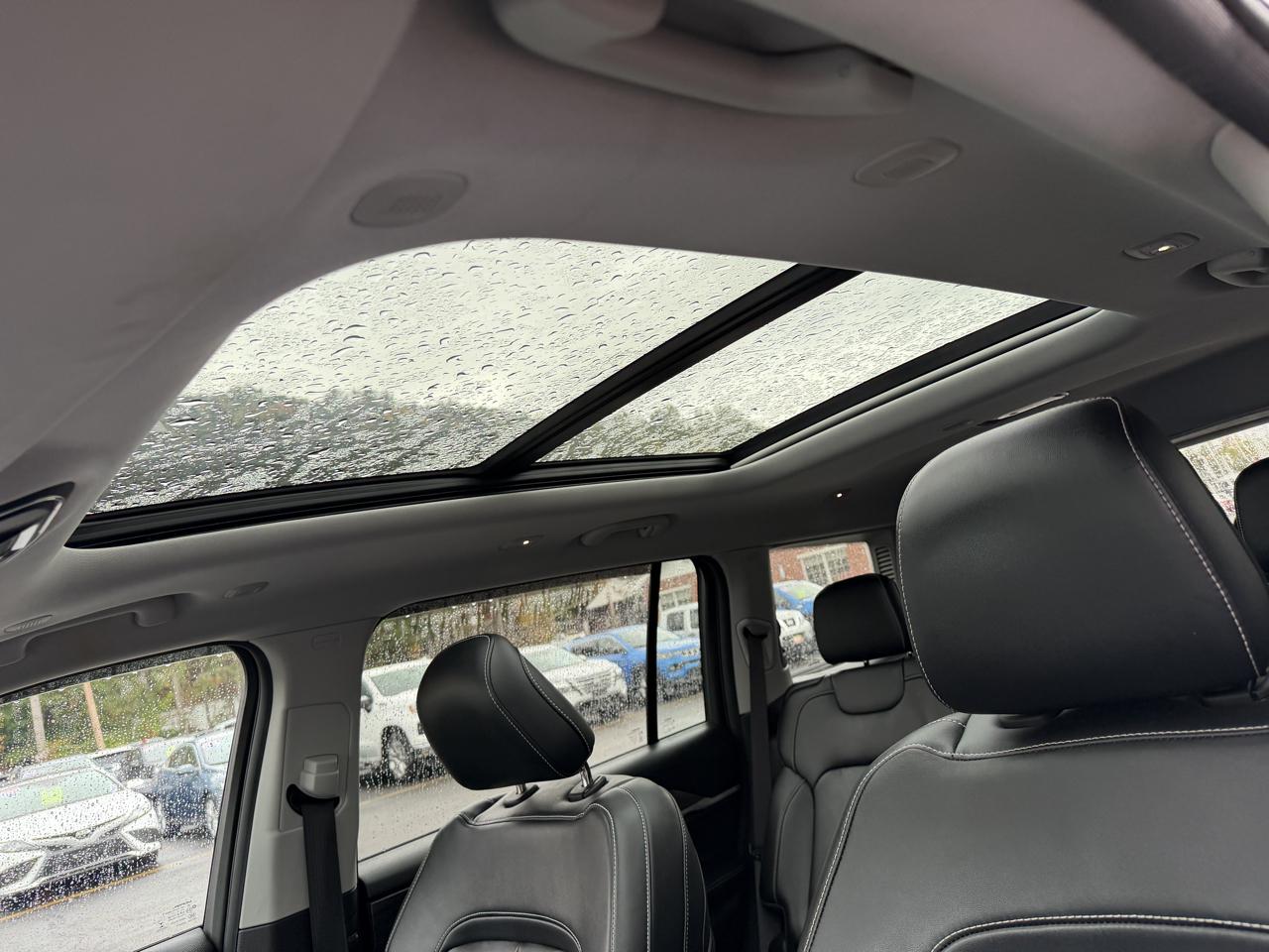Jeep Grand Cherokee L Limited 4WD 2022