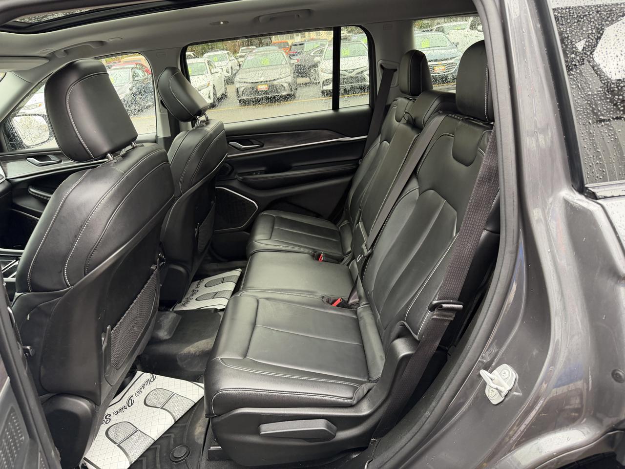 Jeep Grand Cherokee L Limited 4WD 2022
