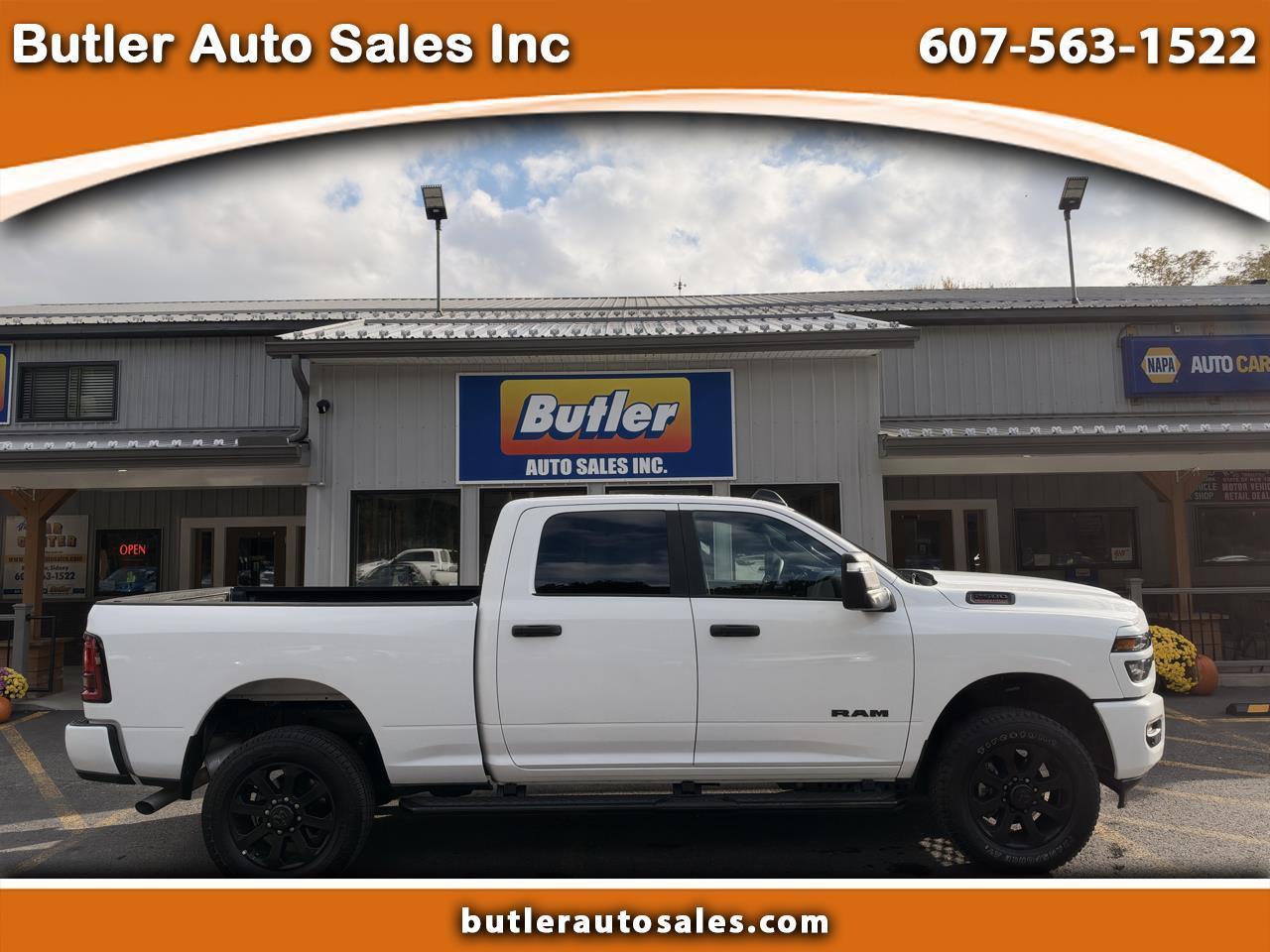 RAM 2500 Tradesman Crew Cab SWB 4WD 2026