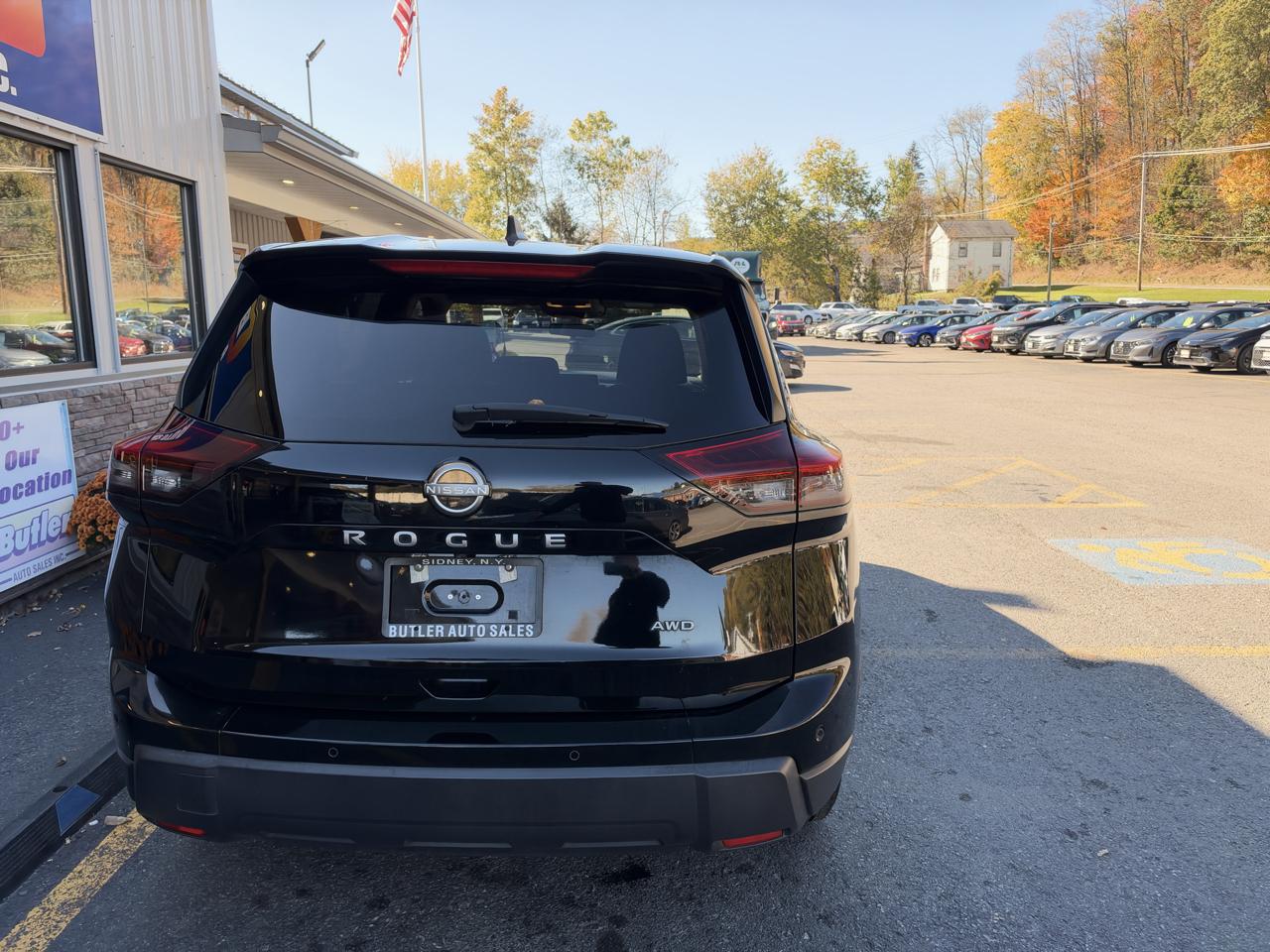 Nissan Rogue S AWD 2024