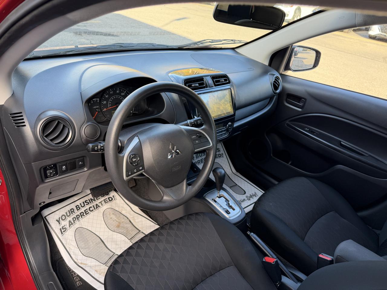 Mitsubishi Mirage ES CVT 2024