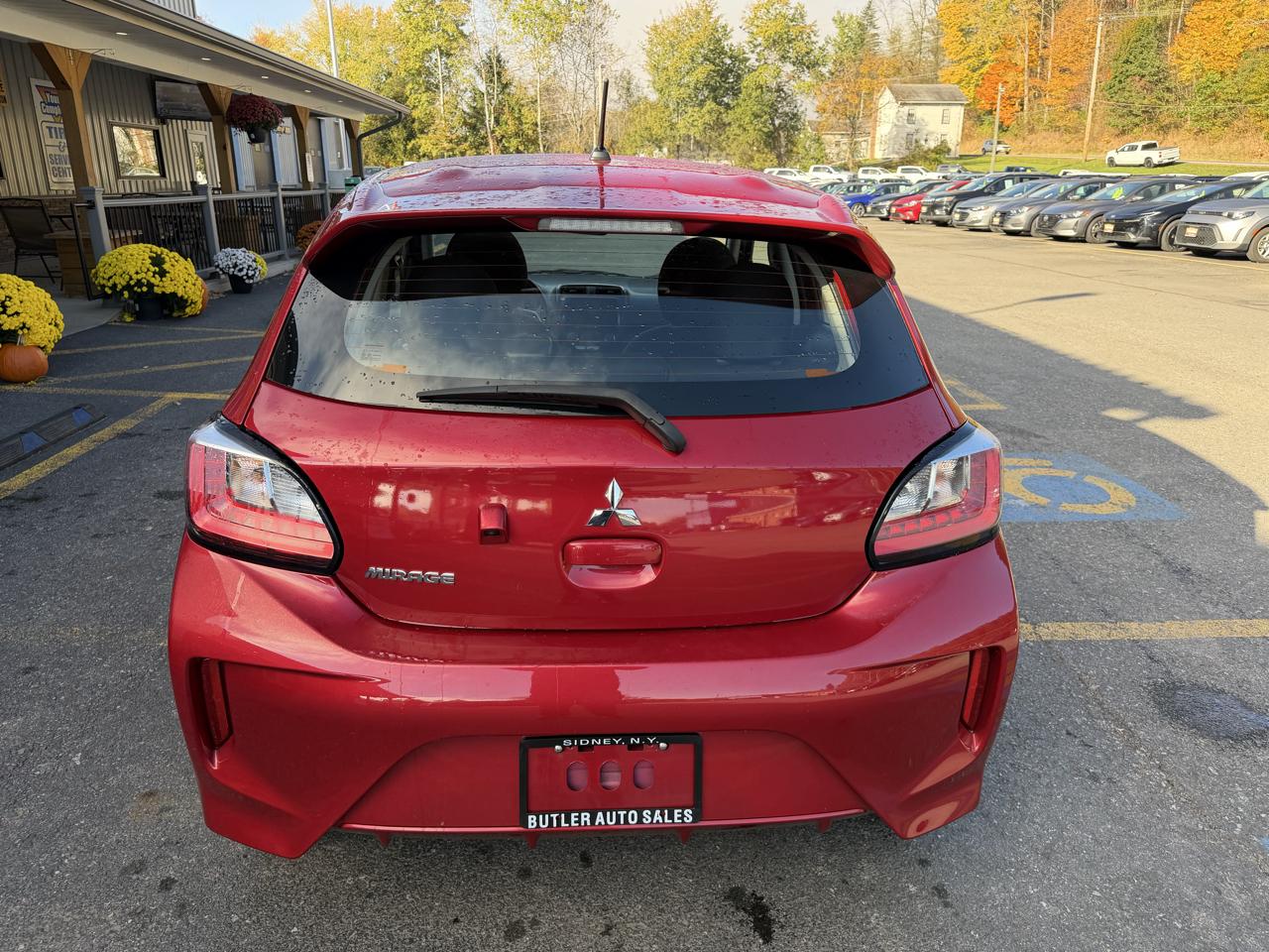 Mitsubishi Mirage ES CVT 2024