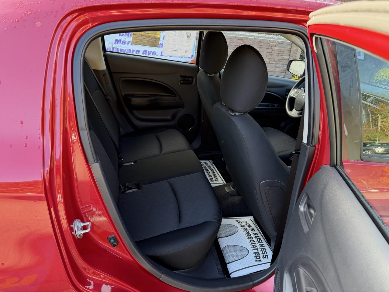 Mitsubishi Mirage ES CVT 2024