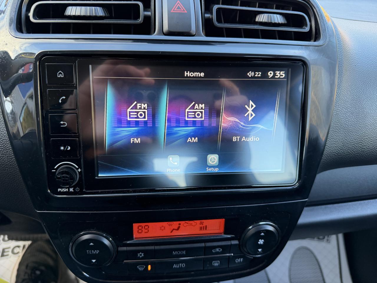 Mitsubishi Mirage ES CVT 2024