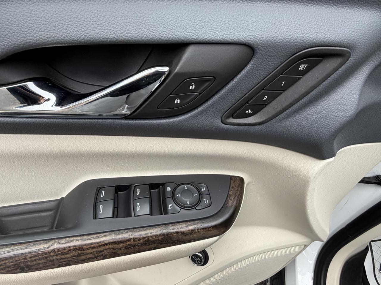 GMC Acadia Denali AWD 2022