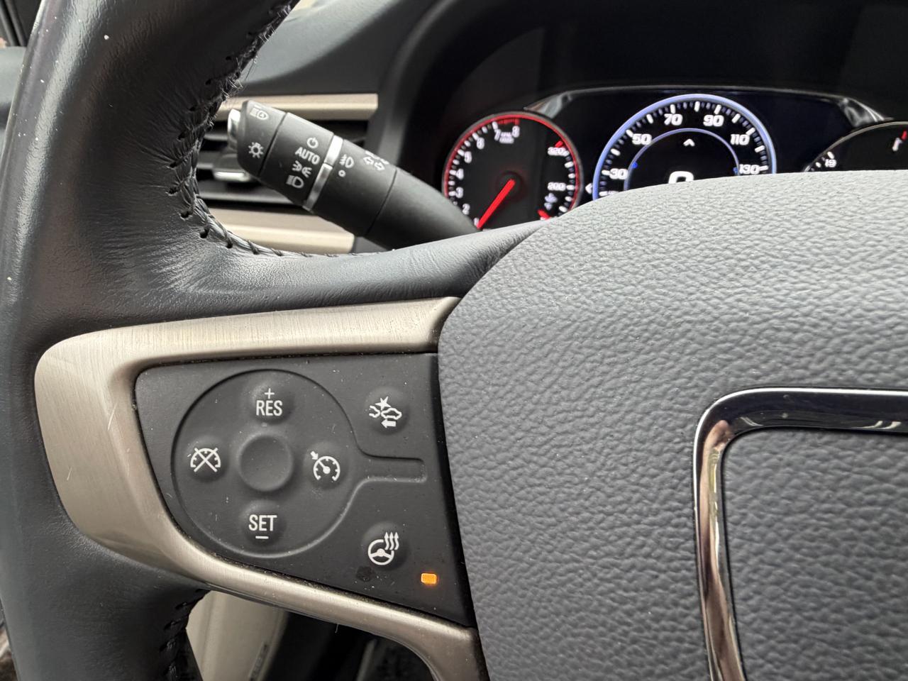 GMC Acadia Denali AWD 2022