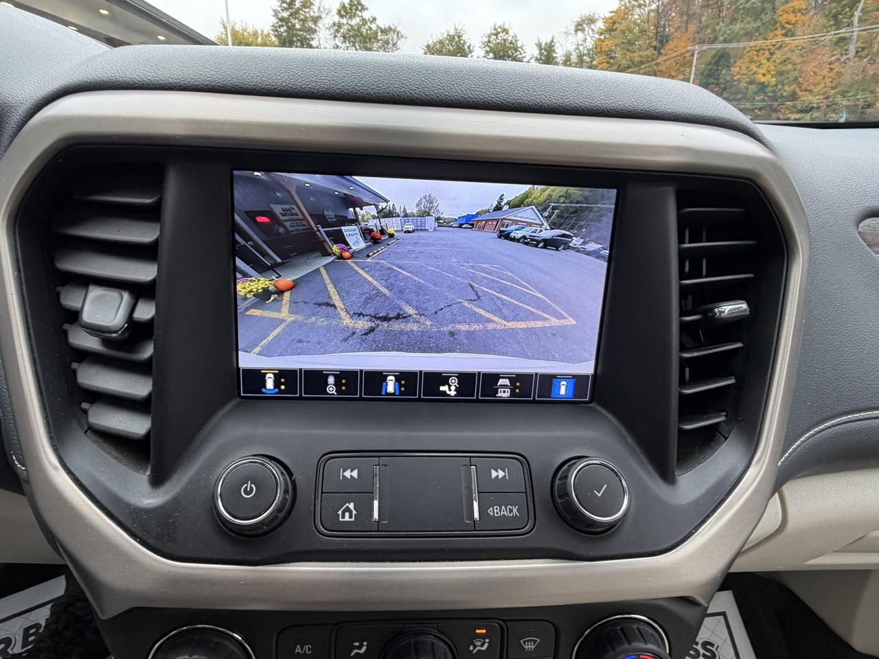 GMC Acadia Denali AWD 2022