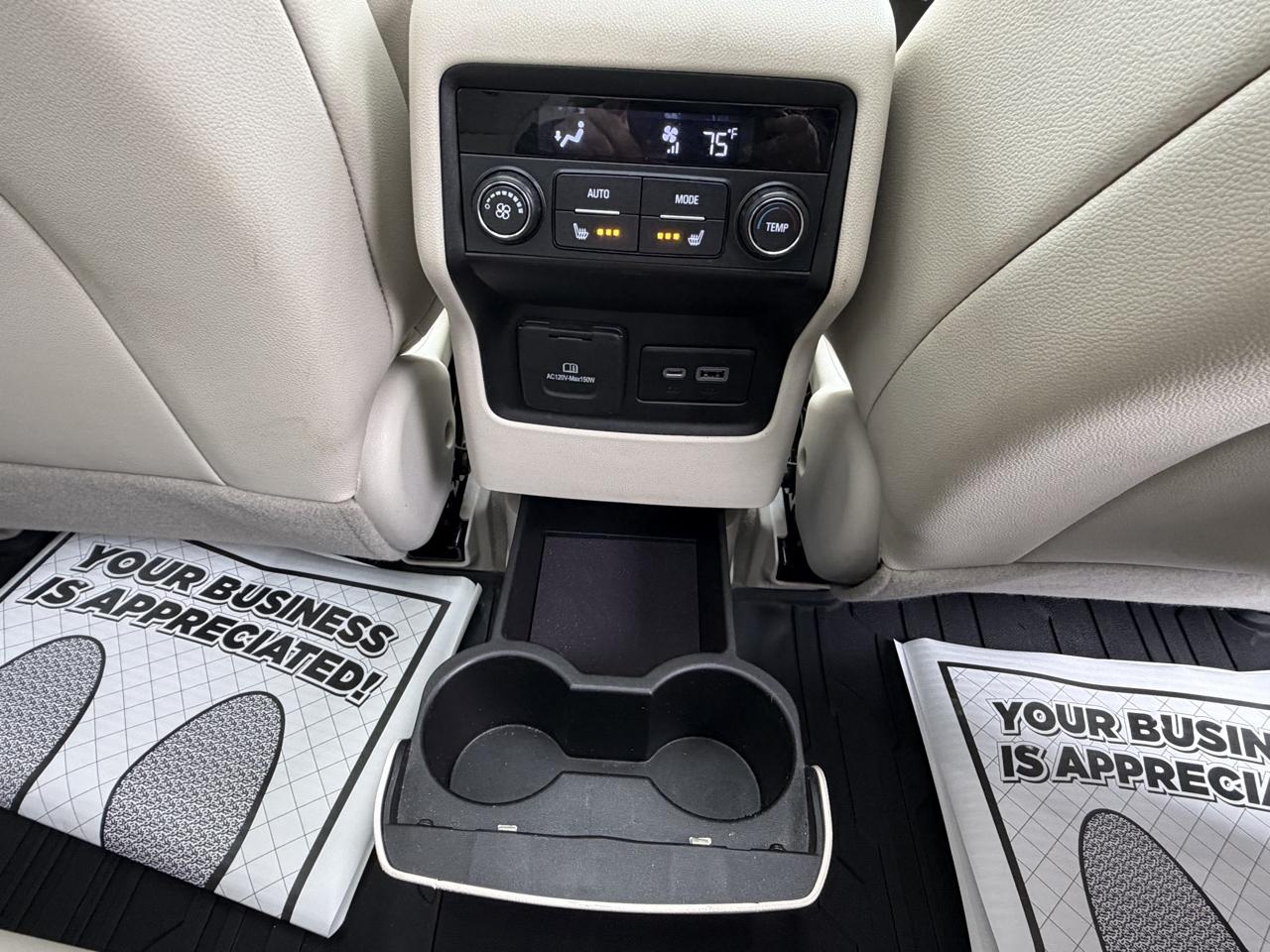 GMC Acadia Denali AWD 2022