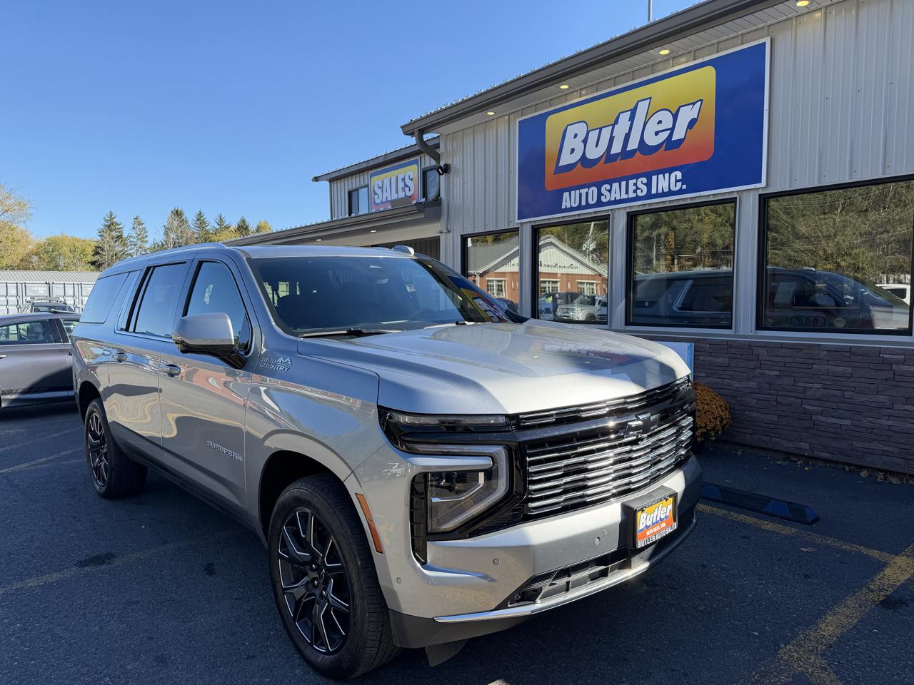 Chevrolet Suburban High Country 4WD 2025