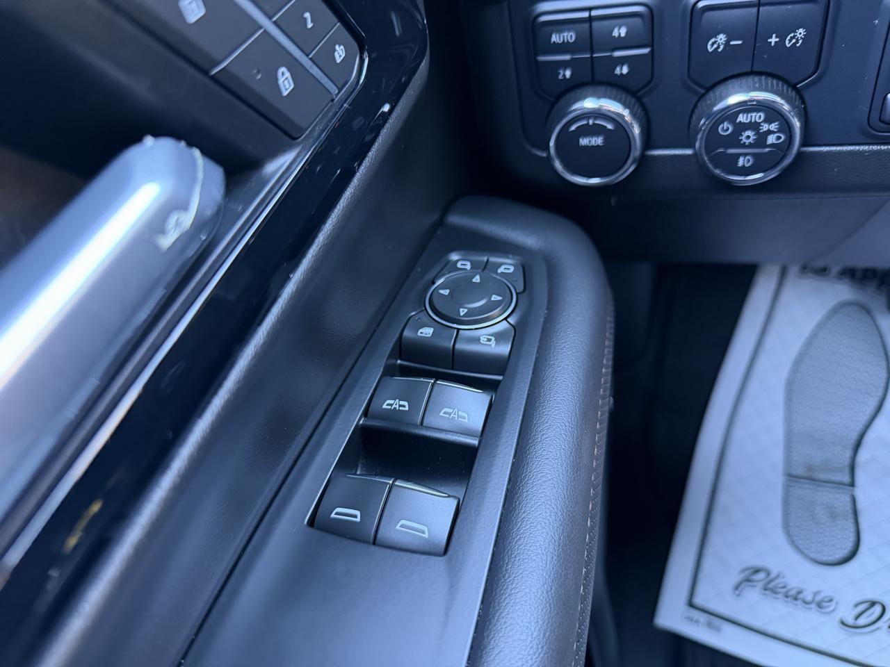 Chevrolet Suburban High Country 4WD 2025