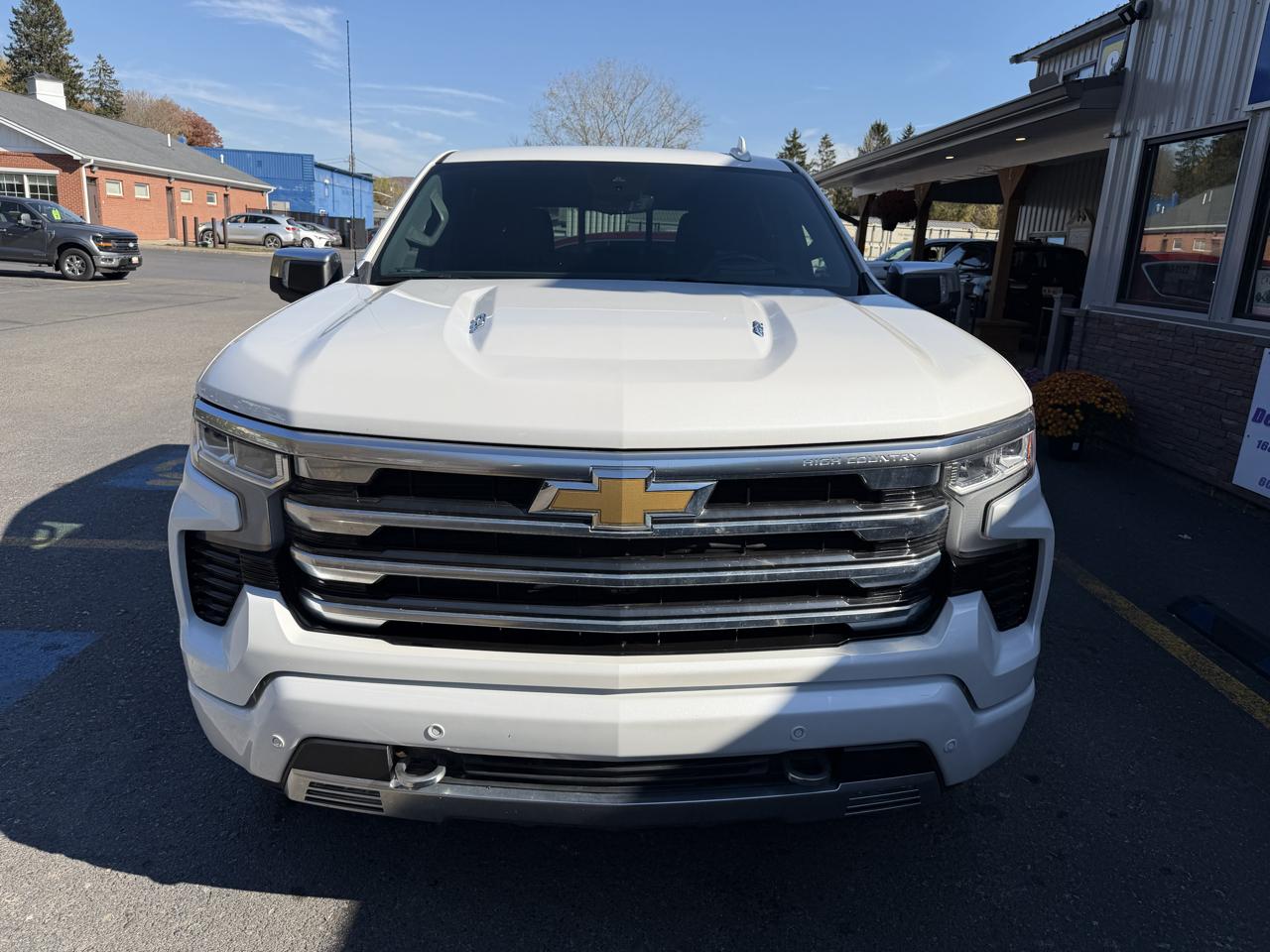 Chevrolet Silverado 1500 High Country Crew Cab 4WD 2024