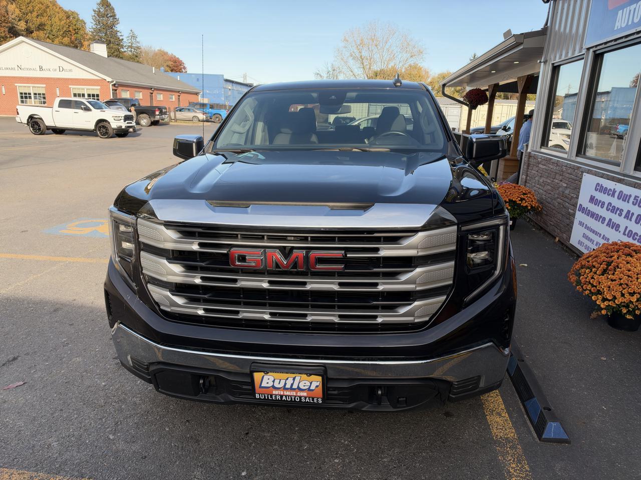 GMC Sierra 1500 SLE Double Cab 4WD 2023