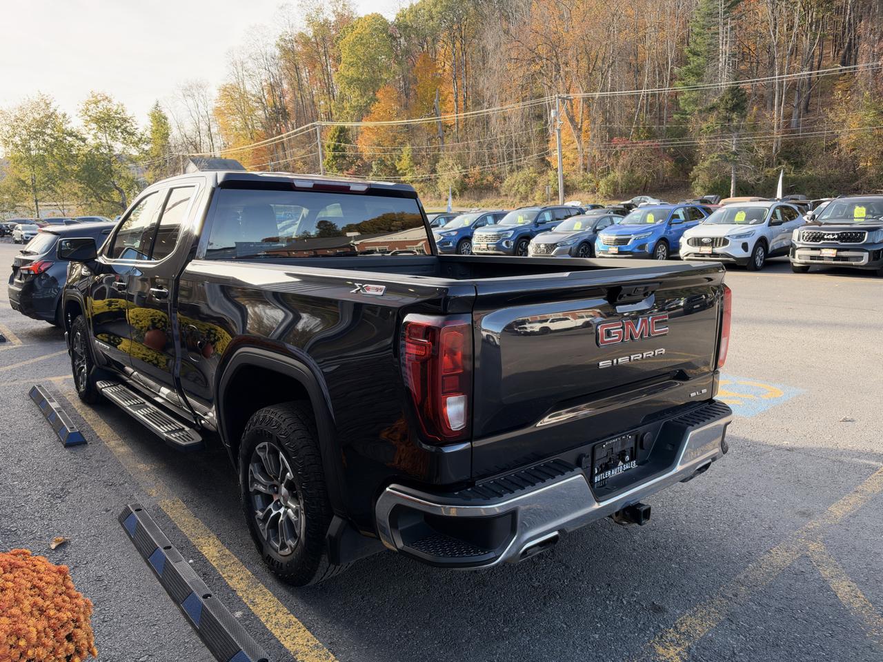 GMC Sierra 1500 SLE Double Cab 4WD 2023