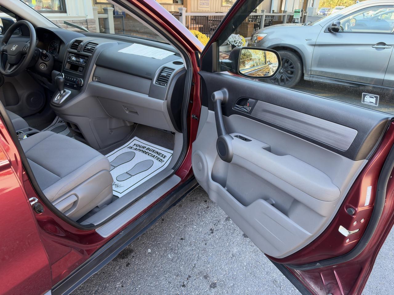 Honda CR-V LX 4WD 5-Speed AT 2010