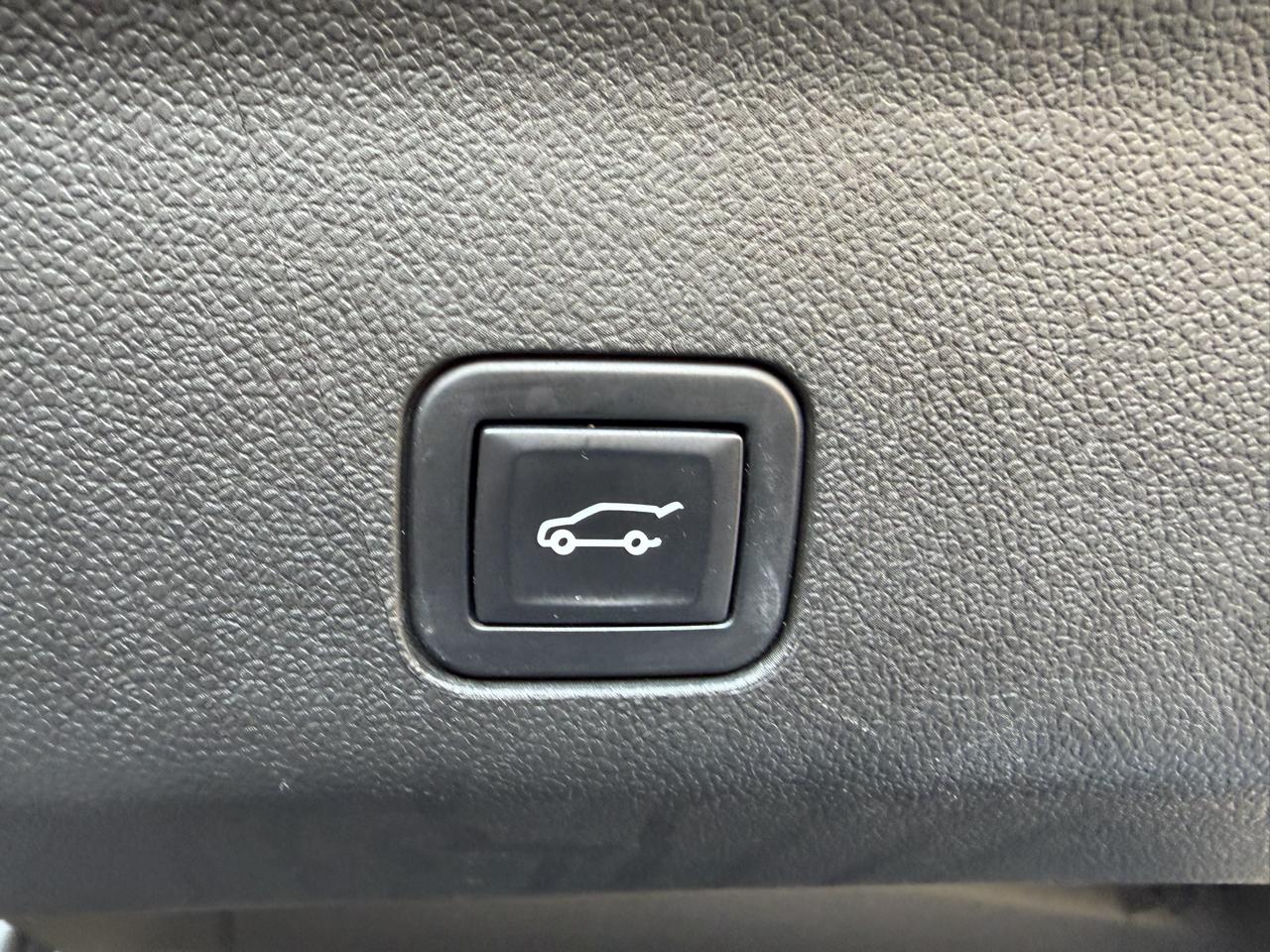 Chevrolet Tahoe High Country 4WD 2022