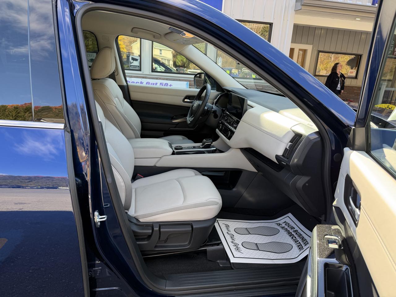Nissan Pathfinder SL 4WD 2026