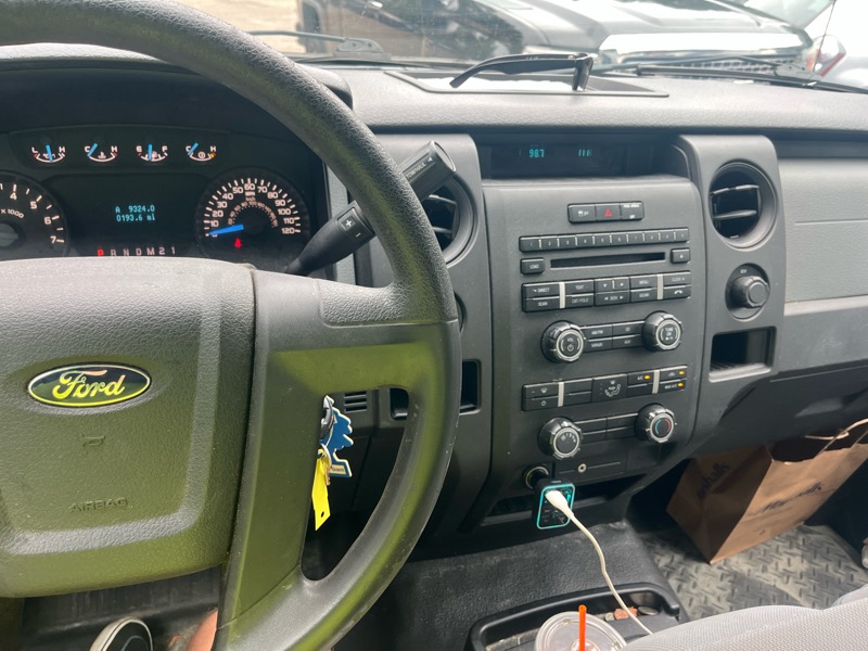 Ford F-150 FX4 SuperCab 6.5-ft. Bed 4WD 2011 Ford F-150 FX4 SuperCab 6.5-ft. Bed 4WD 2011