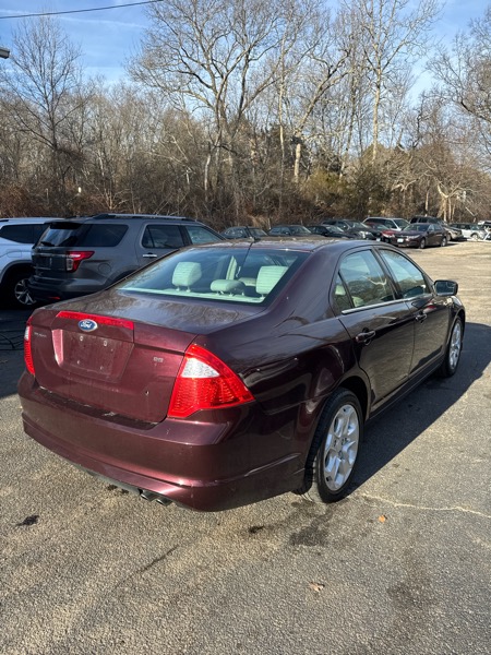 Ford FUSION SE  2011