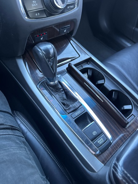 Acura RLX 6-Spd AT w/Technology Package 2014