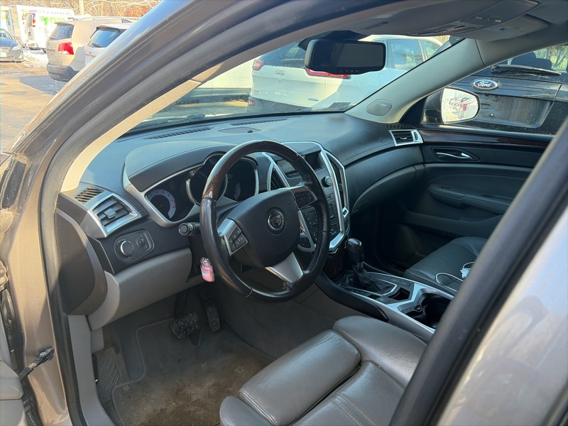 Cadillac SRX 4dr V6 SUV 2011