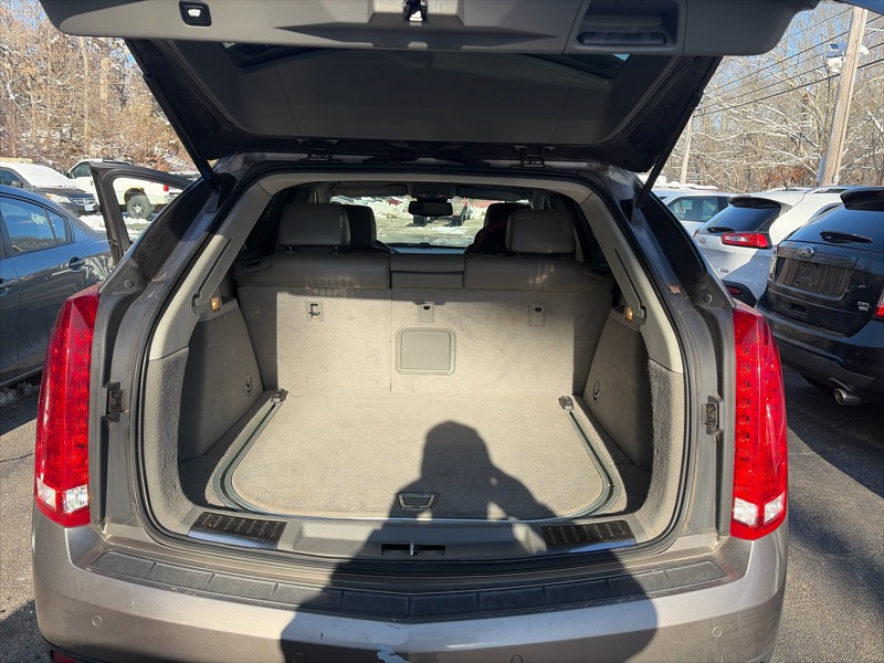 Cadillac SRX 4dr V6 SUV 2011