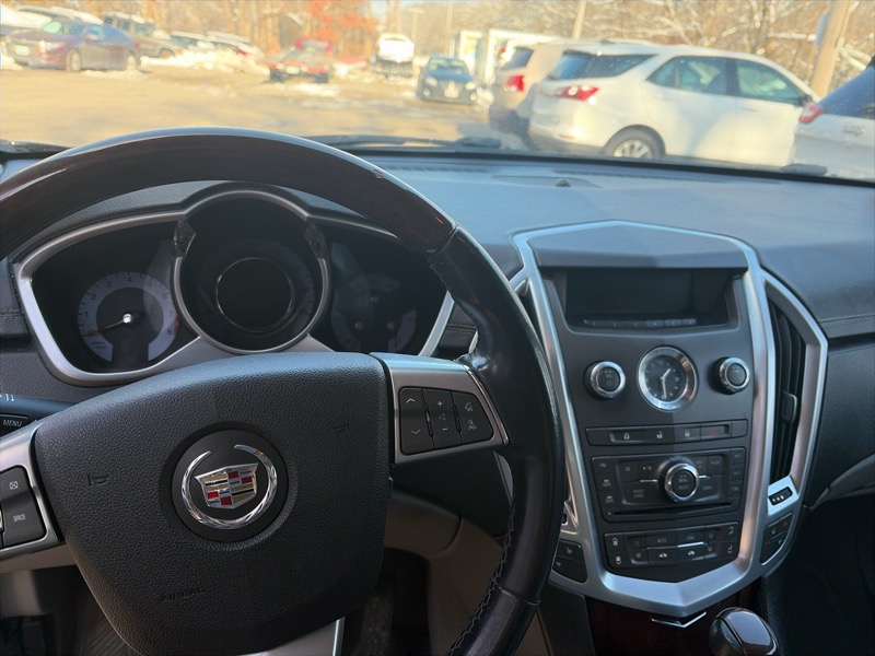 Cadillac SRX 4dr V6 SUV 2011