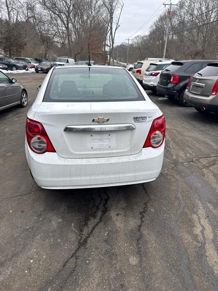 Chevrolet Sonic 2LT Sedan 2012