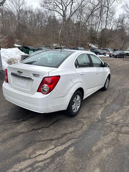Chevrolet Sonic 2LT Sedan 2012