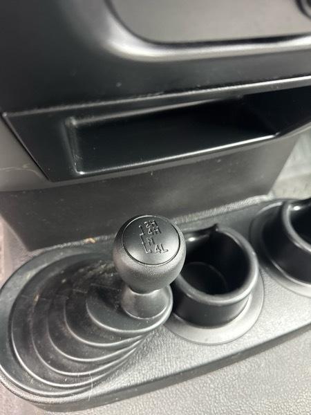 Ford F-150 4WD Reg Cab 145" XL 2005