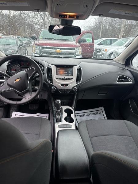 Chevrolet Cruze LS Auto 2017