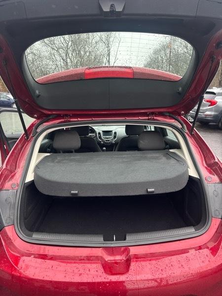 Chevrolet Cruze LT Auto Hatchback 2017